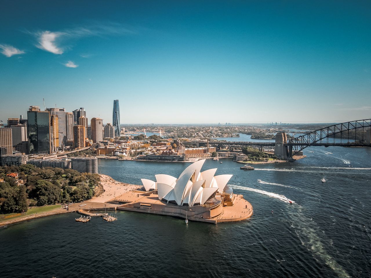 Working as a Chef in Australia & New Zealand (2026 Guide): Visas, Ski Season Pay & Where the Jobs Are