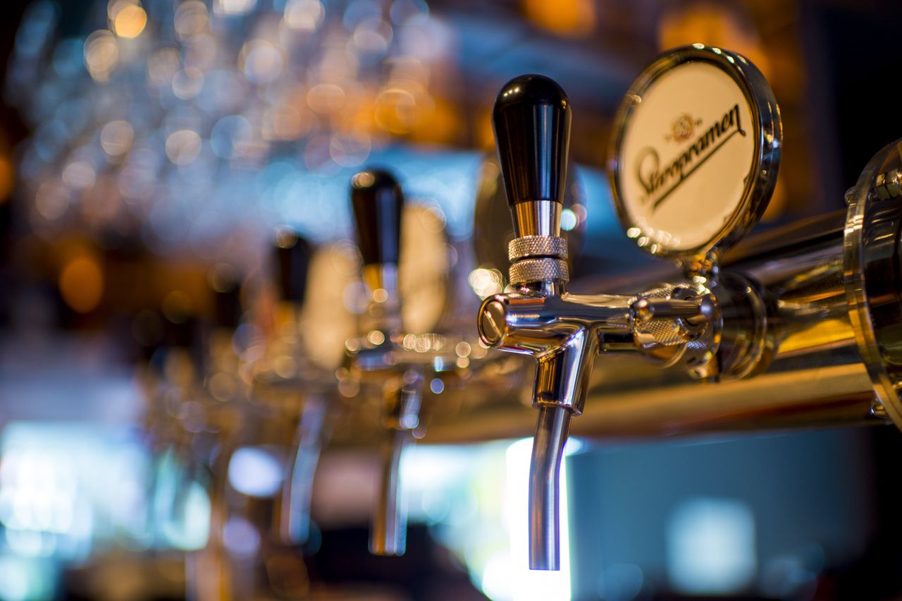 Kitchen Manager – Tapley's Neighbourhood Pub — Whistler, Canada