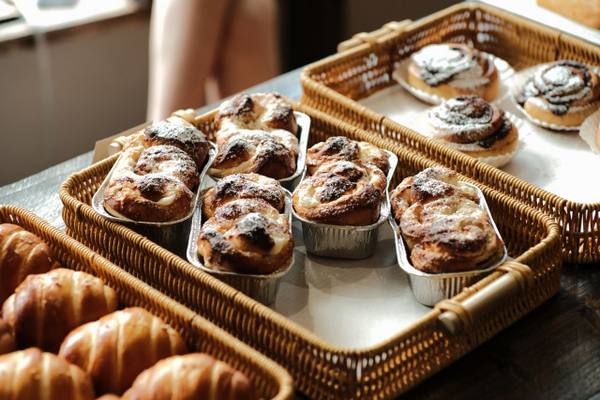 🍰 Chef de Partie (Pastry) Wanted — Bring Fine Pastry to Grace Bay's Ritz-Carlton, Turks and Caicos — Providenciales, Turks and Caicos Islands