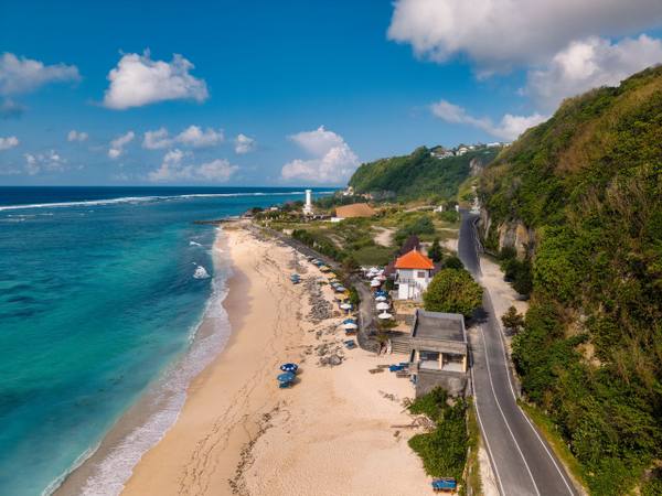 🌊 Chef de Cuisine Wanted — Lead The Beach Grill at The Ritz-Carlton Bali, Nusa Dua — Nusa Dua, Indonesia