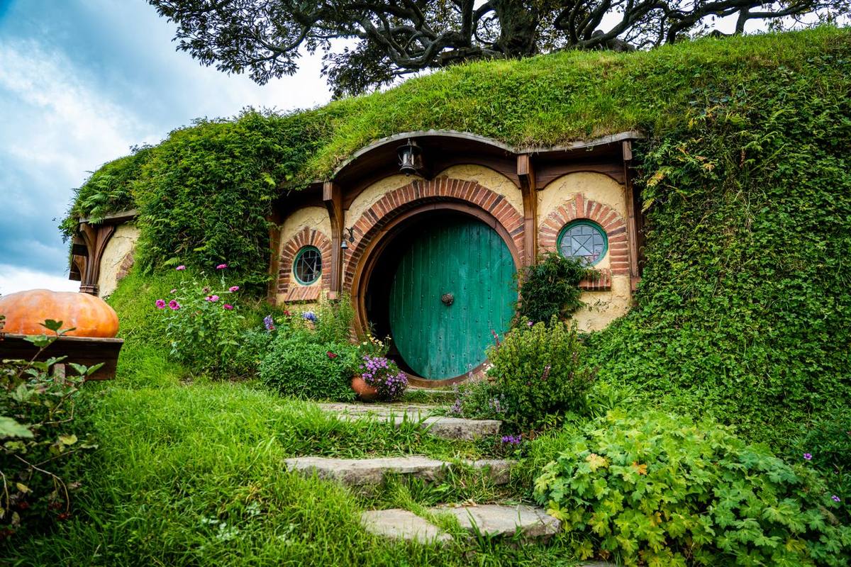 🧙 Chef de Partie – Hobbiton Movie Set — Hobbiton, New Zealand
