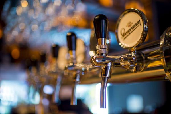 Kitchen Manager – Tapley's Neighbourhood Pub — Whistler, Canada